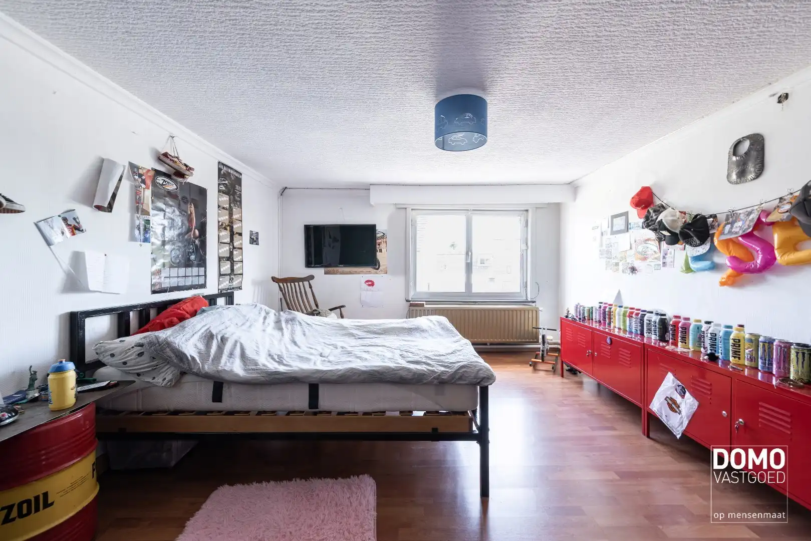 UNIEKE EIGENDOM MET WONING, 2 APPARTEMENTEN EN MAGAZIJNEN OP 13A88CA foto 7