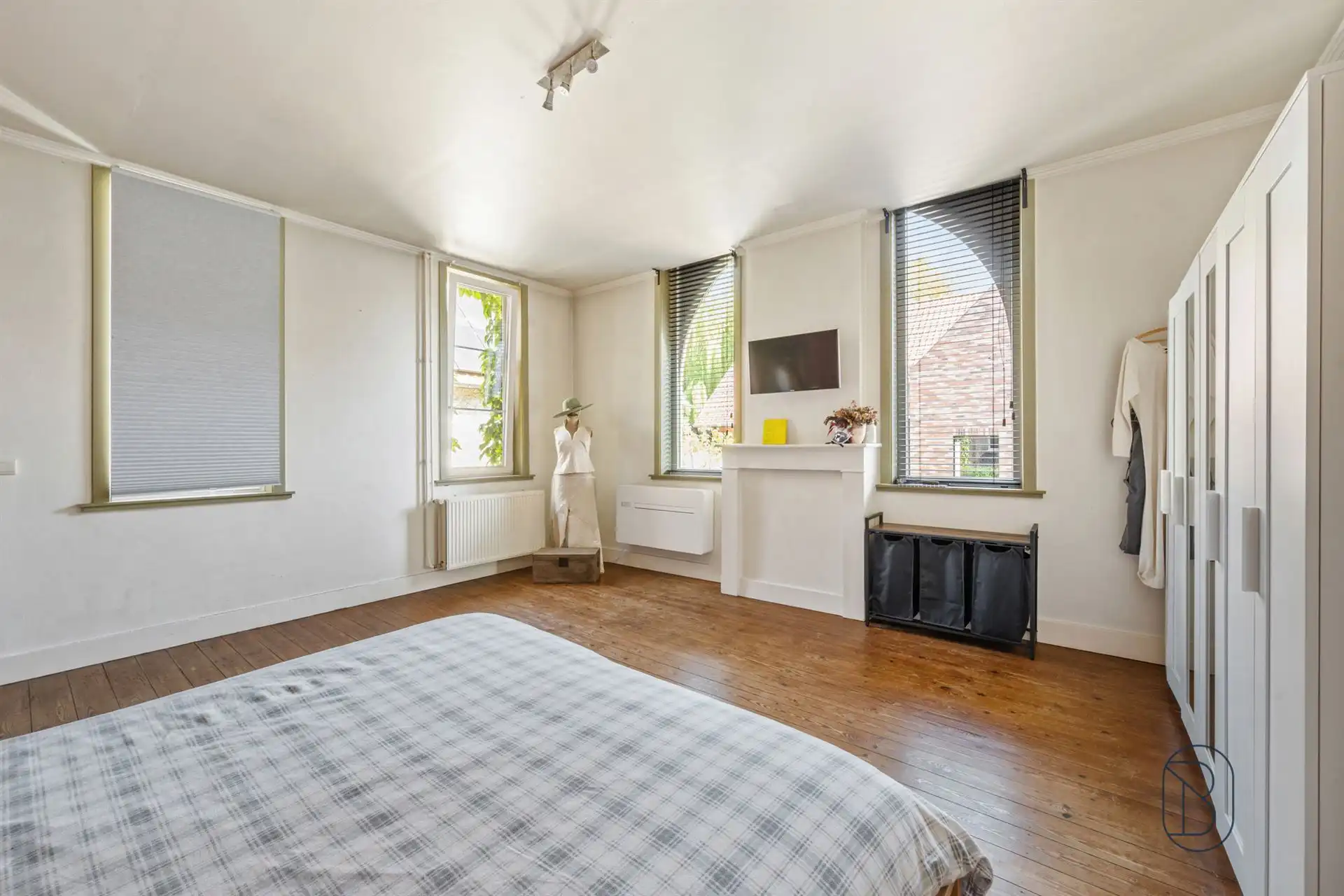 Karaktervolle herenwoning + kantoor en extra nieuwbouwwoning foto 27