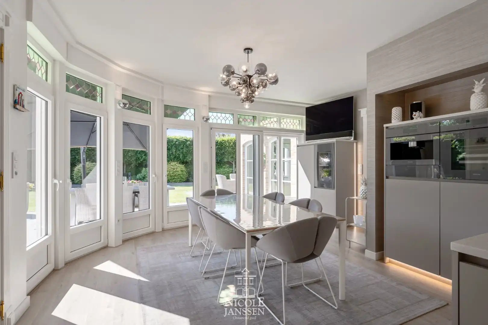 Karaktervolle luxueuze villa  foto 10