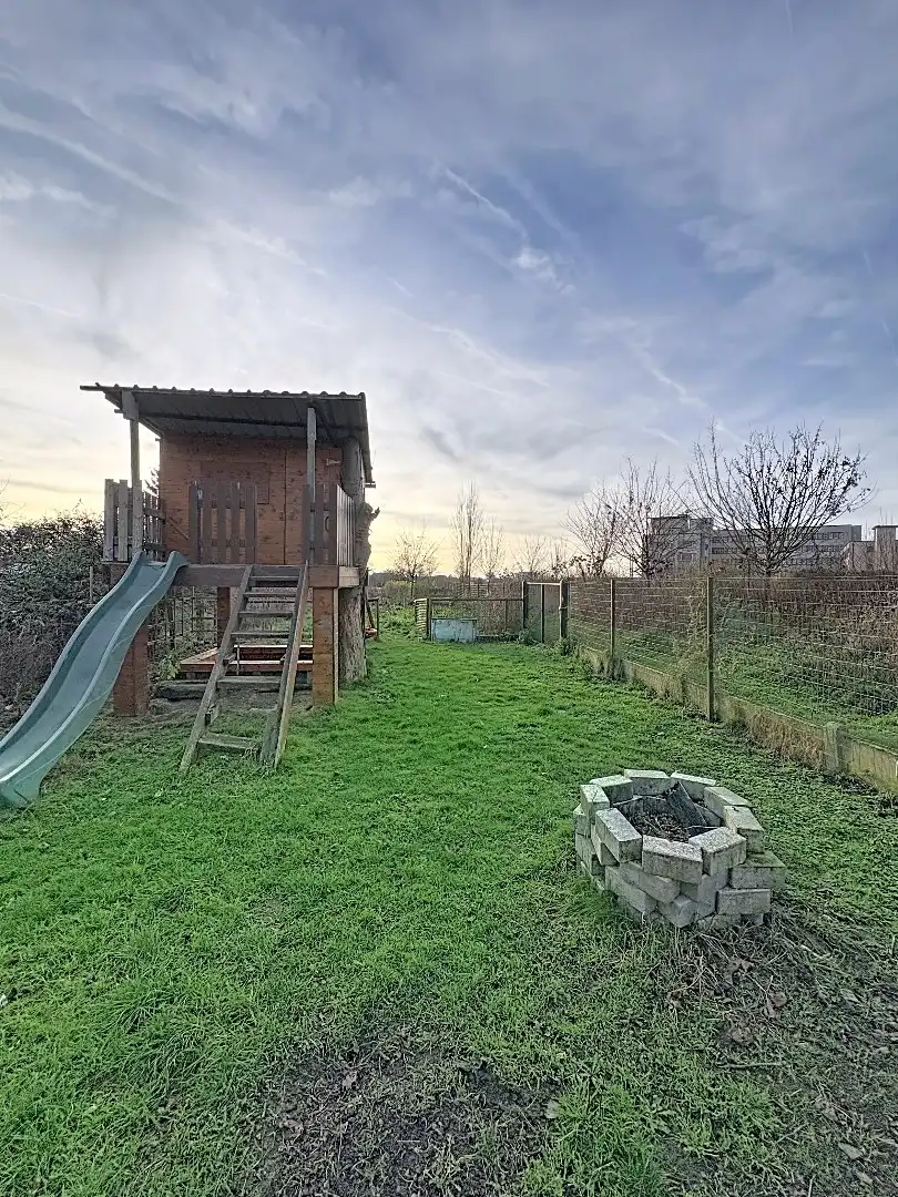 Volledig gerenoveerde,  centraal gelegen rijwoning in Tienen met tuin, terras en 3 slaapkamers foto 21