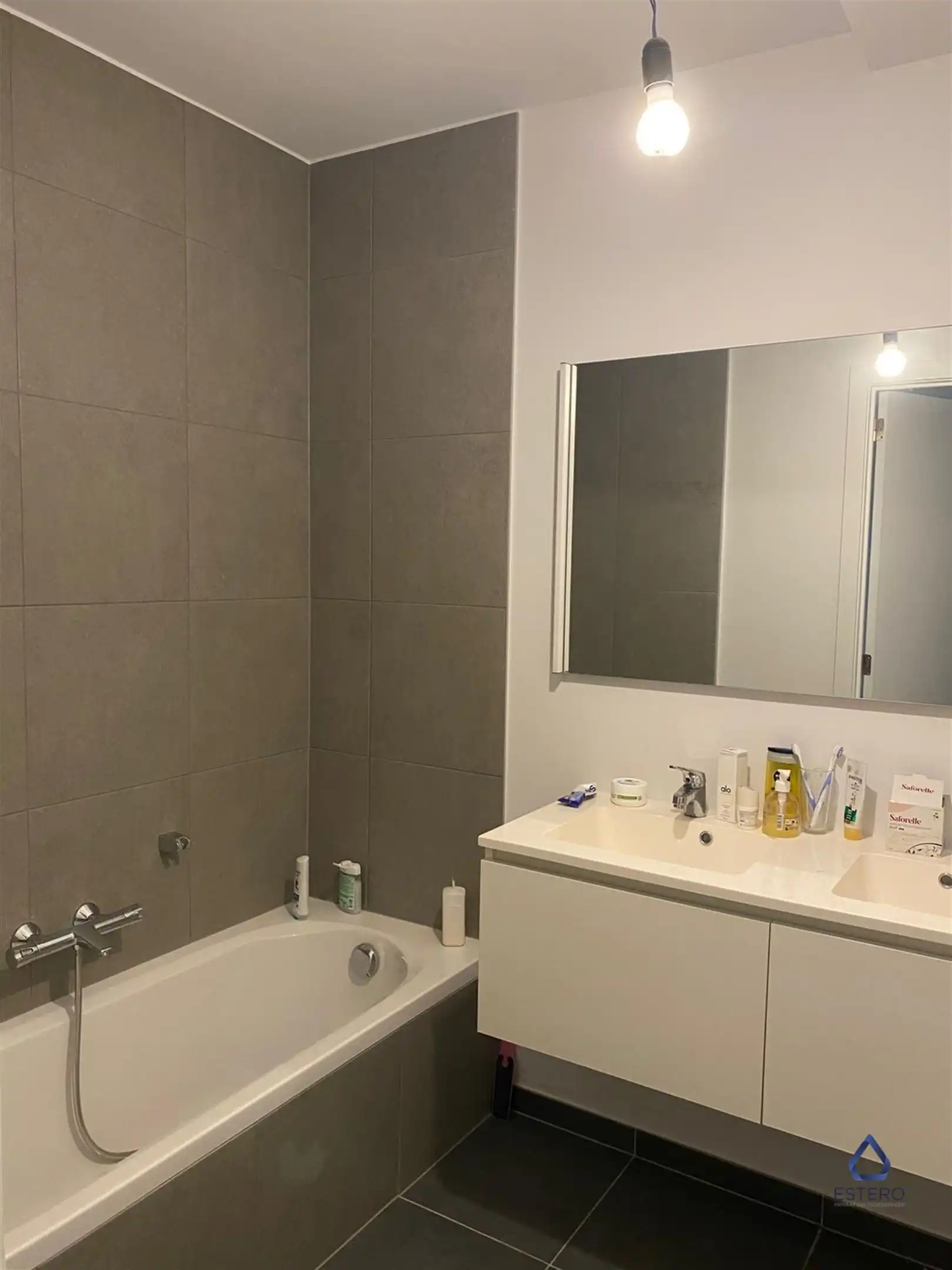 Nieuwbouwappartement met 3 slpk in verkeersluwe straat. foto 10