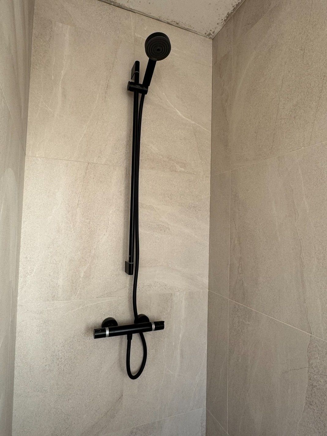 Knap afgewerkte, energiezuinige woning op sublieme locatie centrum Waregem! Kijkwoning! foto 6