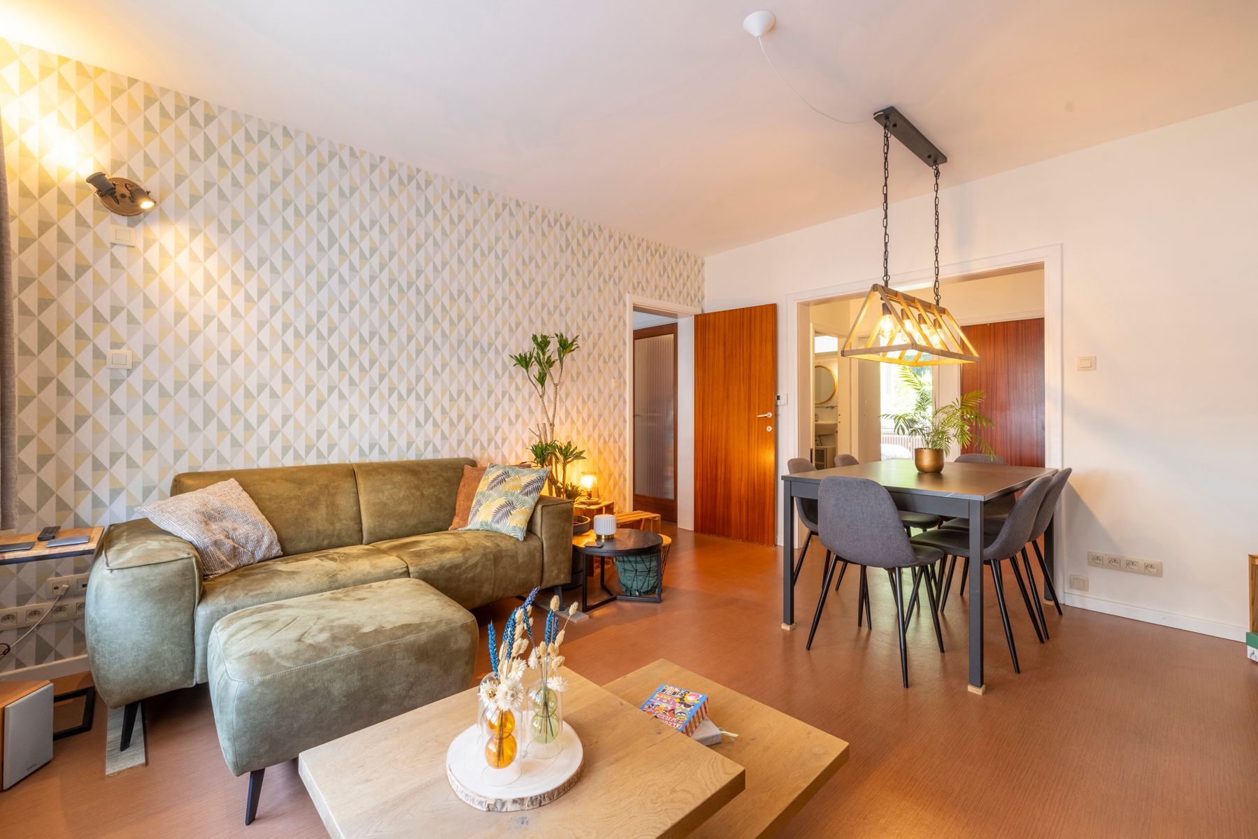 Appartement met 2 slaapkamers en tuin te koop! foto 8