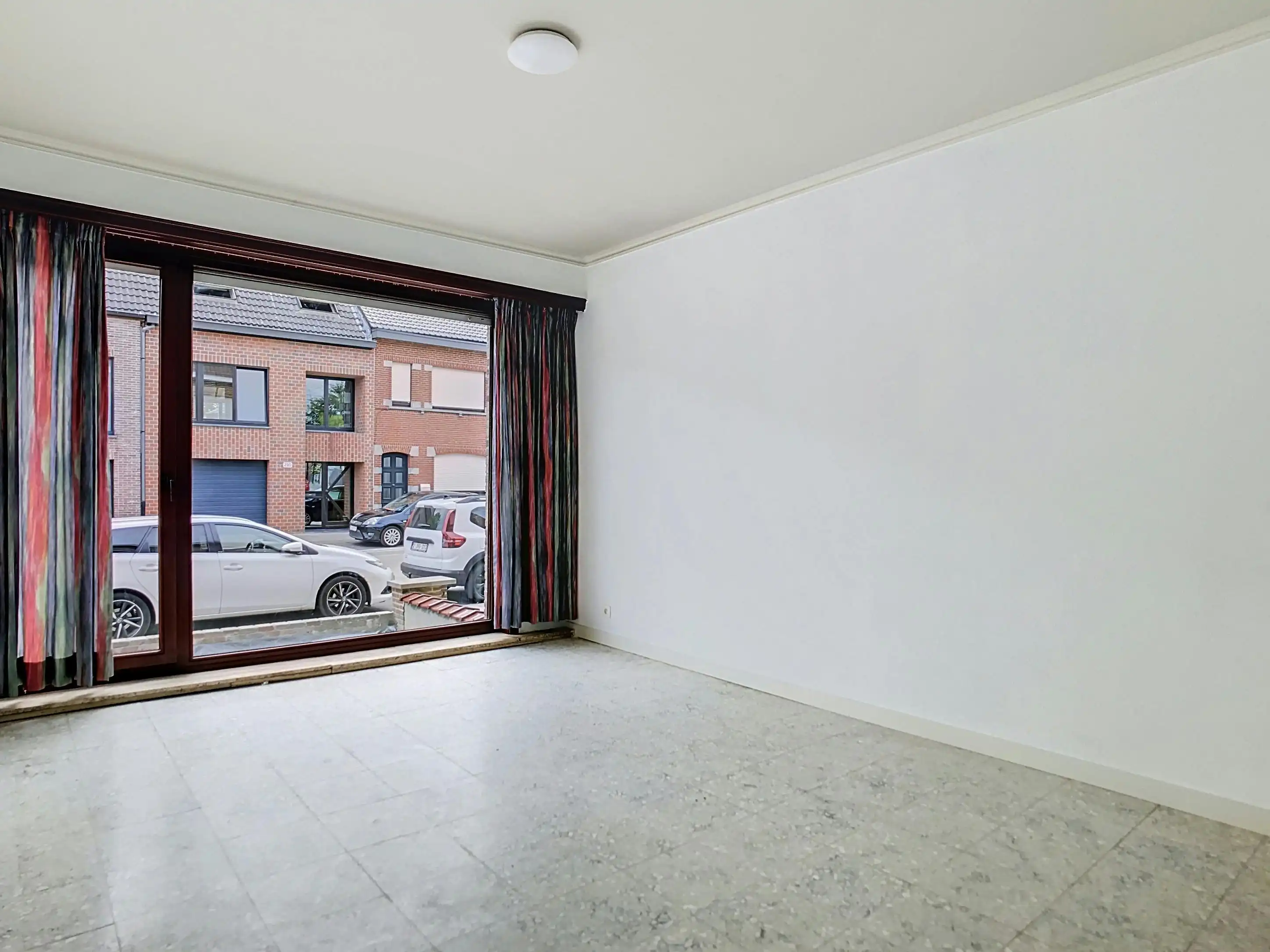 Ruime halfopen bebouwing met tuin en garage te koop in bazel foto 7