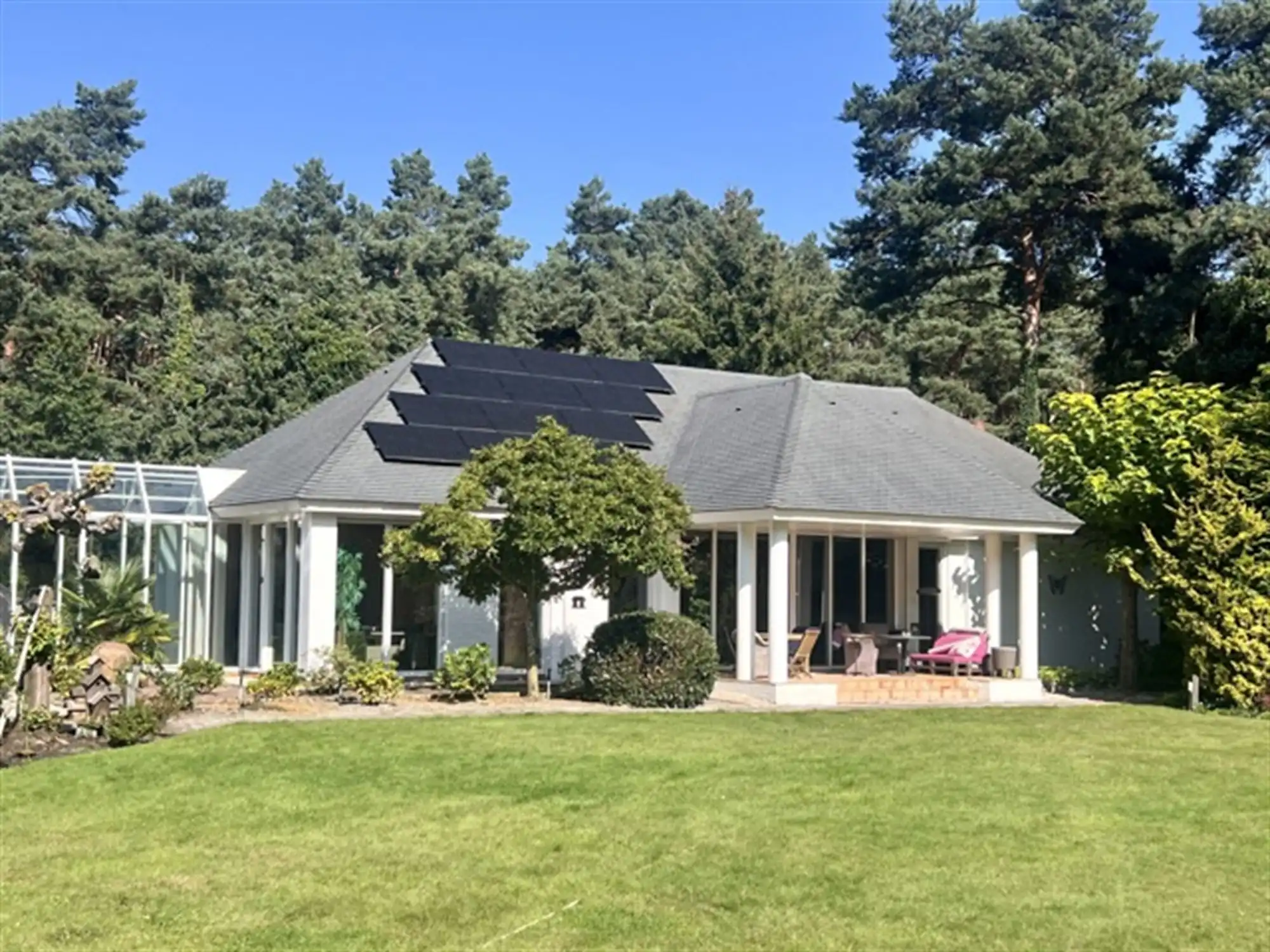Statig landgoed met binnenzwembad op toplocatie foto 65