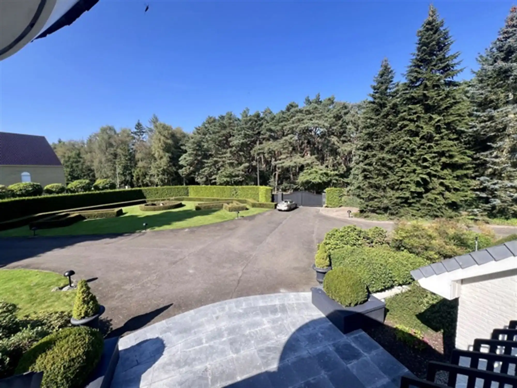 Statig landgoed met binnenzwembad op toplocatie foto 62