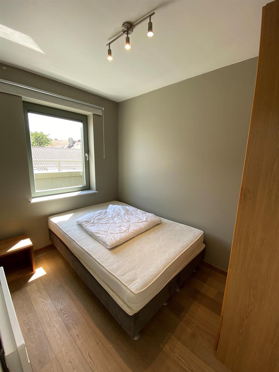 Prachtig gemeubeld app - 1Kamer + Terras (Europese wijk) foto 12