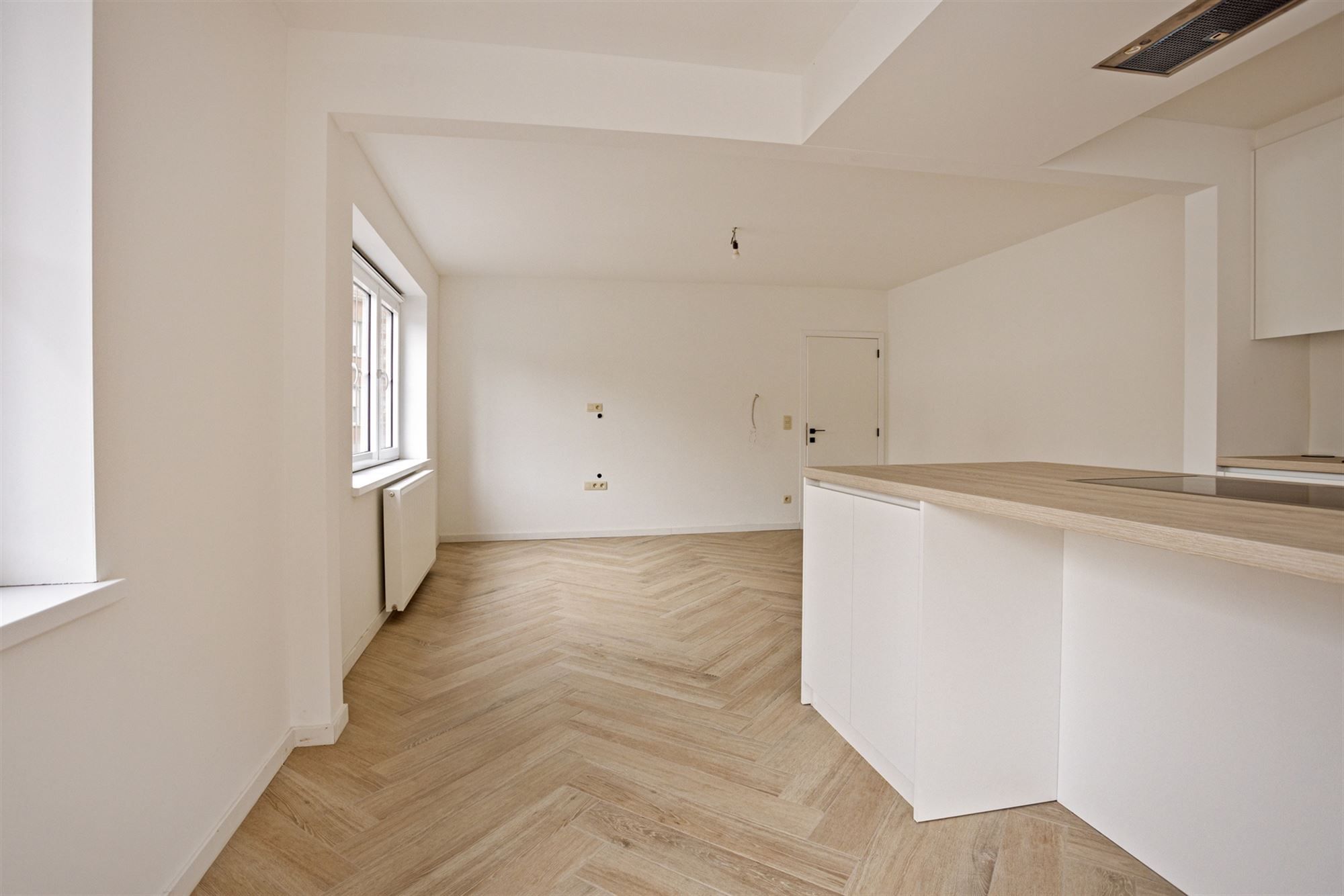 Instapklaar gelijkvloers appartement met 2 slaapkamers. foto 7
