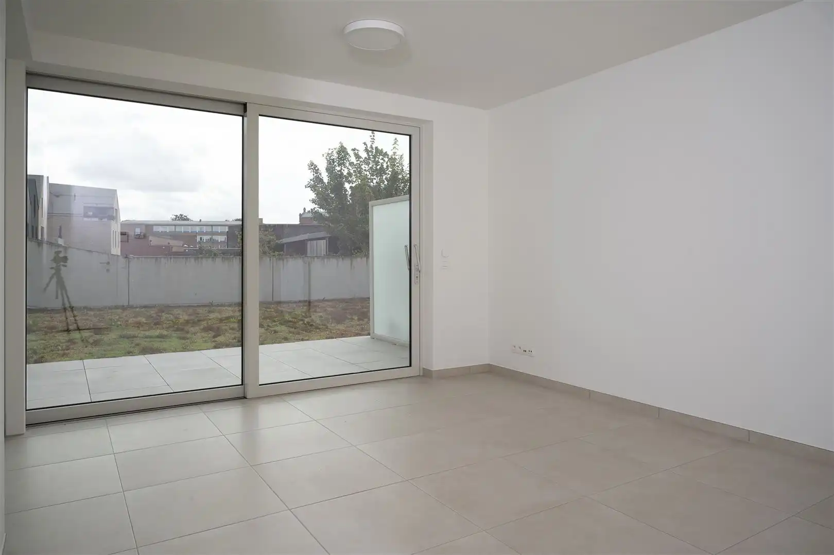 Gelijkvloers nieuwbouw appartement te huur  foto 5