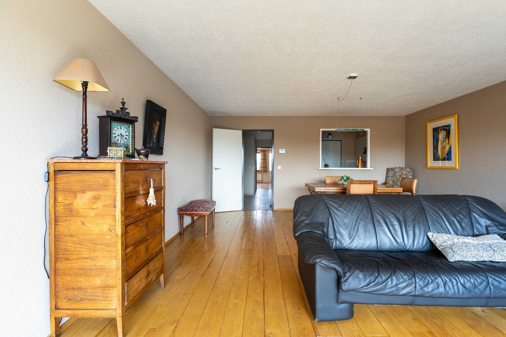 Ruim appartement met zonneterras, twee slaapkamers en gemeenschappelijke tuin in de aller beste buurt: Kristus-Koning! foto 12