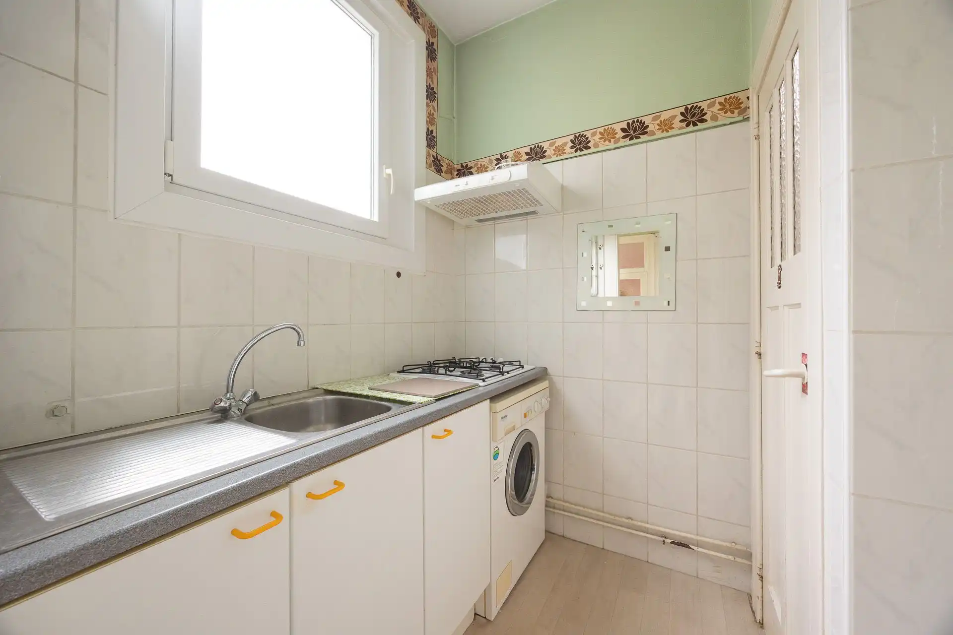 Opbrengsteigendom met 3 appartementen te Berchem foto 9