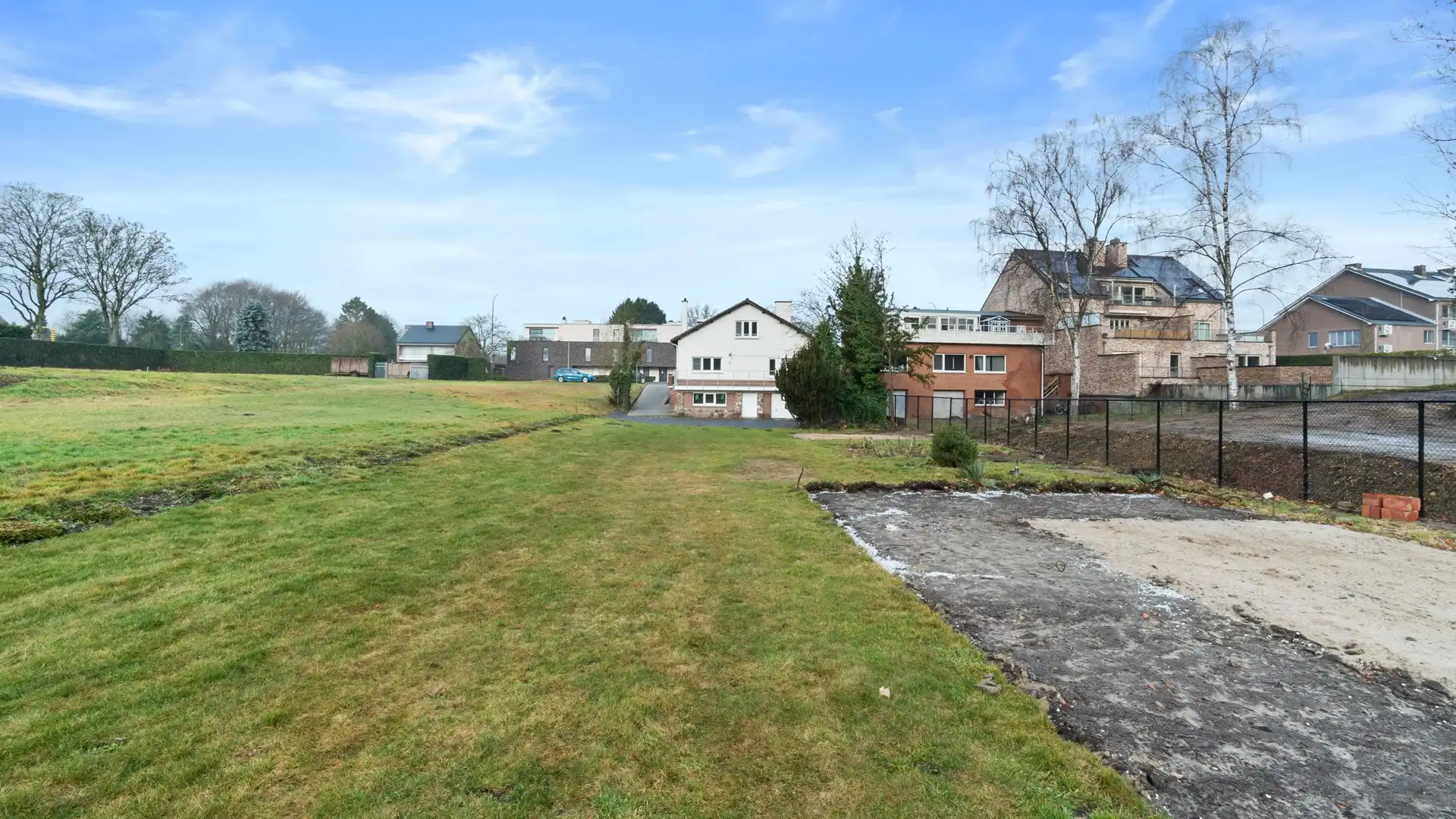 Vrijstaande woning op een perceel van 16a 25ca foto 24