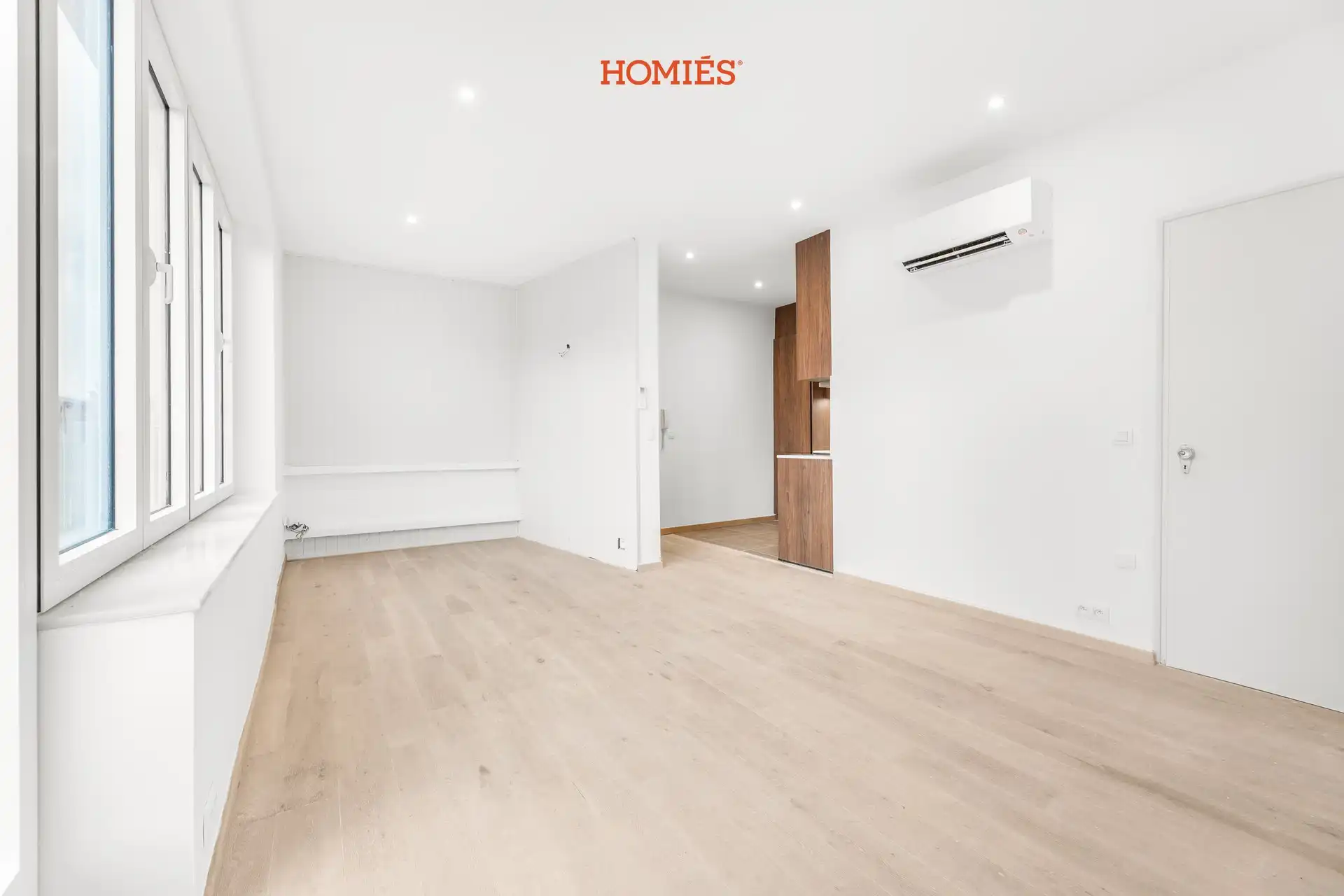 Gerenoveerd 2-slaapkamerappartement op toplocatie foto 5