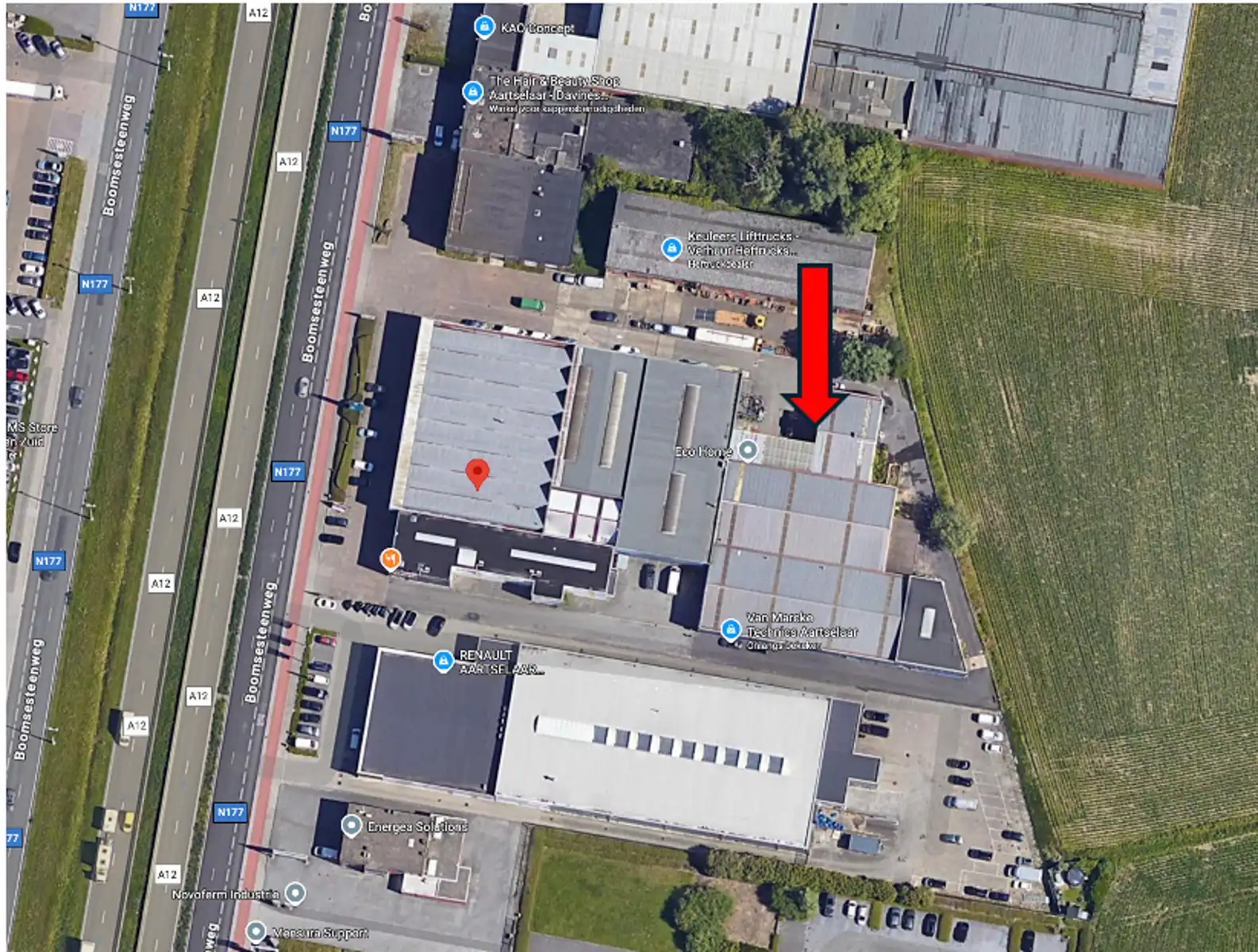 Magazijn met kantoor te huur – Aartselaar (568 m² + 155 m²) foto {{pictureIndex}}