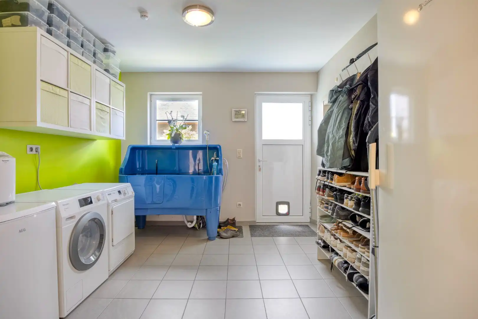 Ruime instapklare woning met 3 slpks op een perceel van 1.251 m² met prachtig uitzicht op achterliggend groen !  foto 20