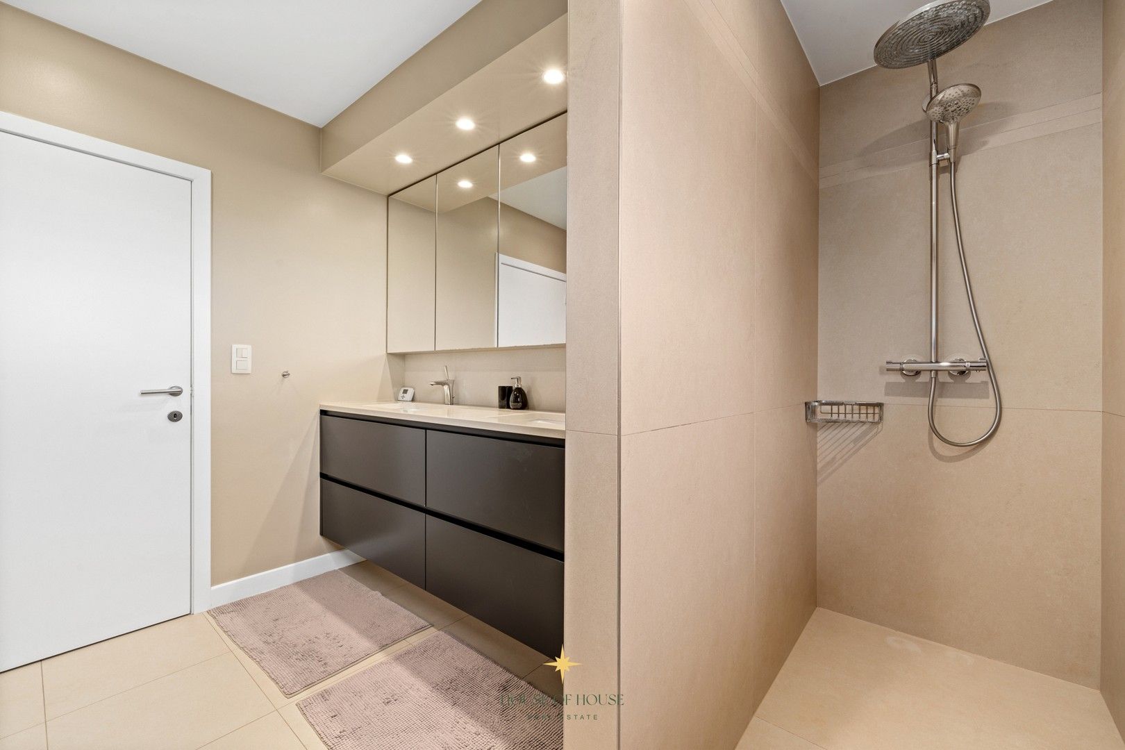 Sierteeltbedrijf met villa, loods en serrecomplex op ± 2 HA te Laarne zonder bedrijfsovername foto 21