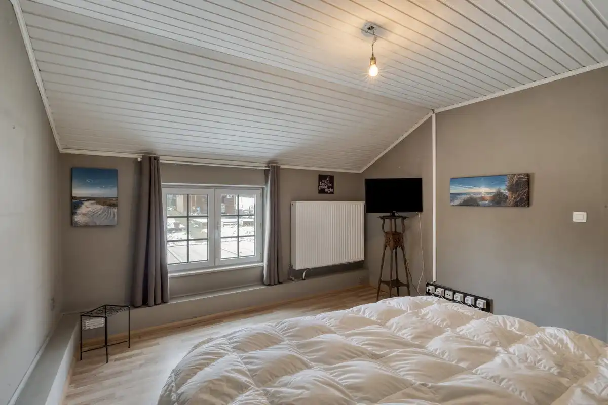 Ruime gezinswoning met grote tuin in het landelijke Opheers foto 11