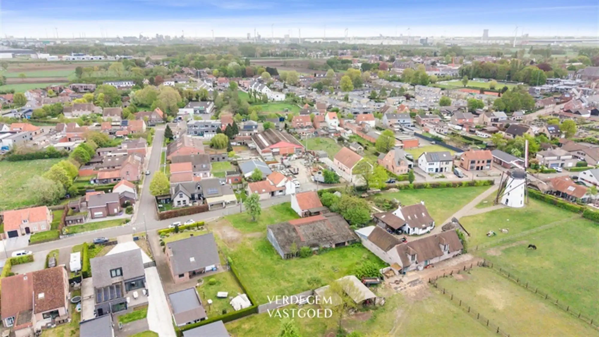 Prachtig perceel bouwgrond van 1.104m² voor villabouw of 2 HO woningen foto 22