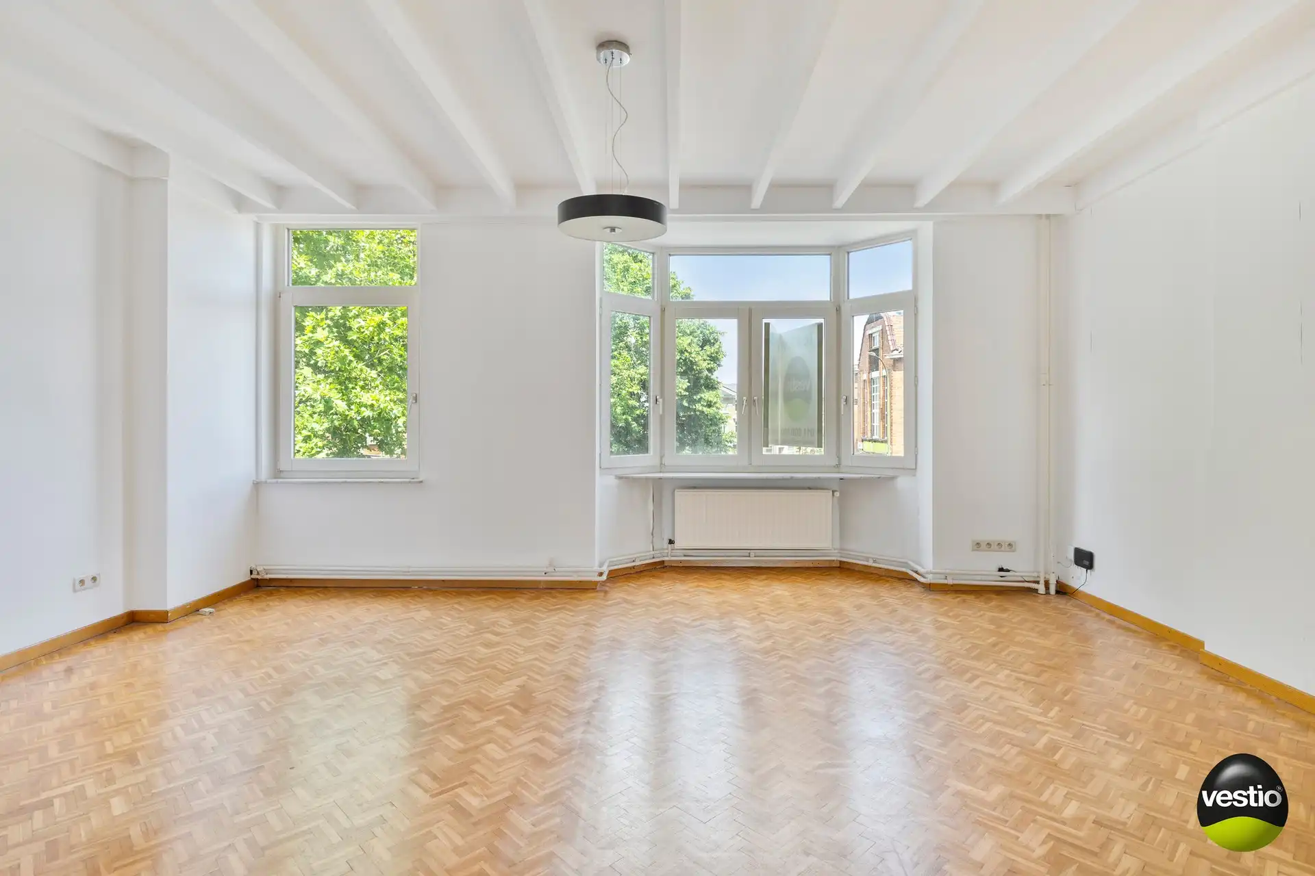 Karaktervolle herenwoning met stadstuin op toplocatie in hartje Hasselt foto 3