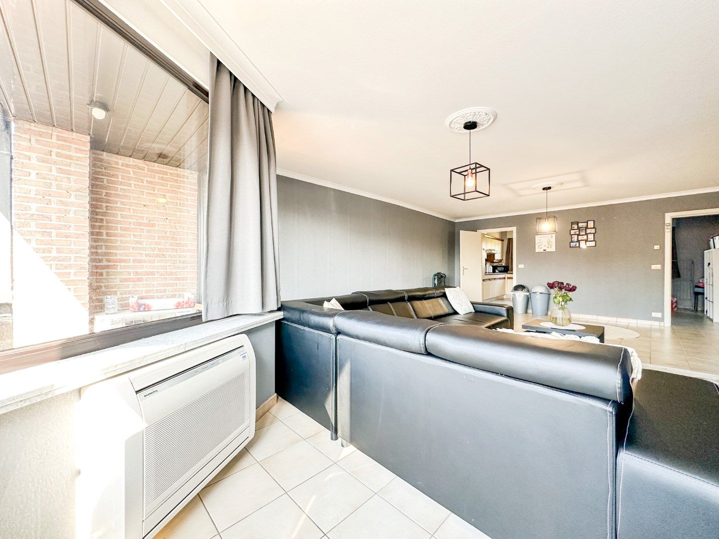 Ruim appartement met 2 slpk en terras(sen), Torhout. foto 9