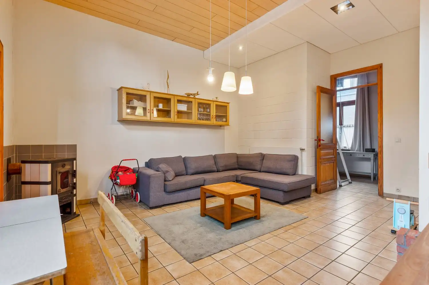 Super gezellige woning met prachtige ruime tuin en 3 slaapkamers te Hoevenen! foto 6