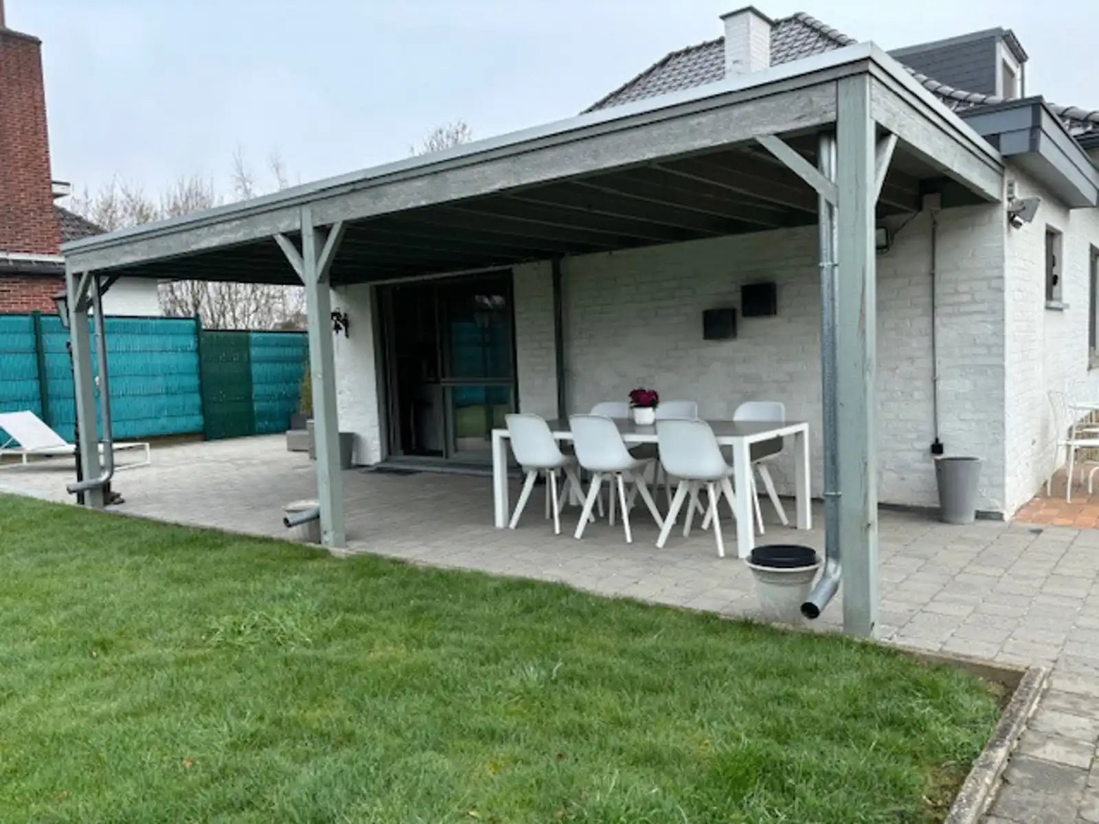 Mooe villa met 4 slpks aan de rand van Tienen foto 24