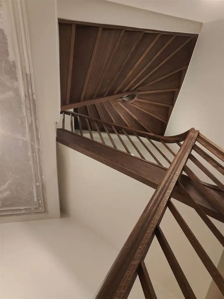 Luxe duplex loft op de tweede verdieping met 2(+1) slaapkamers, ruim terras en optioneel een staanplaats, gelegen in het centrum van Maaseik. foto 14