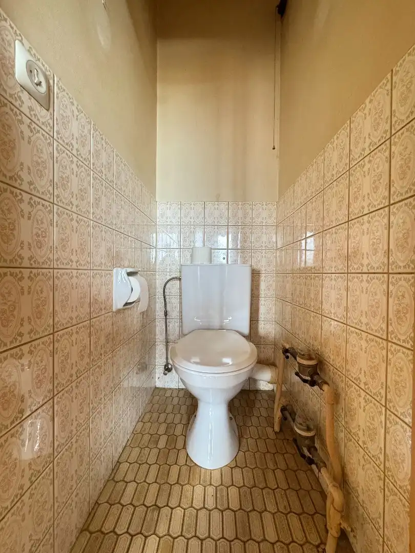 Een lichtrijk 2-SLPK.-appartement met kelder foto 15