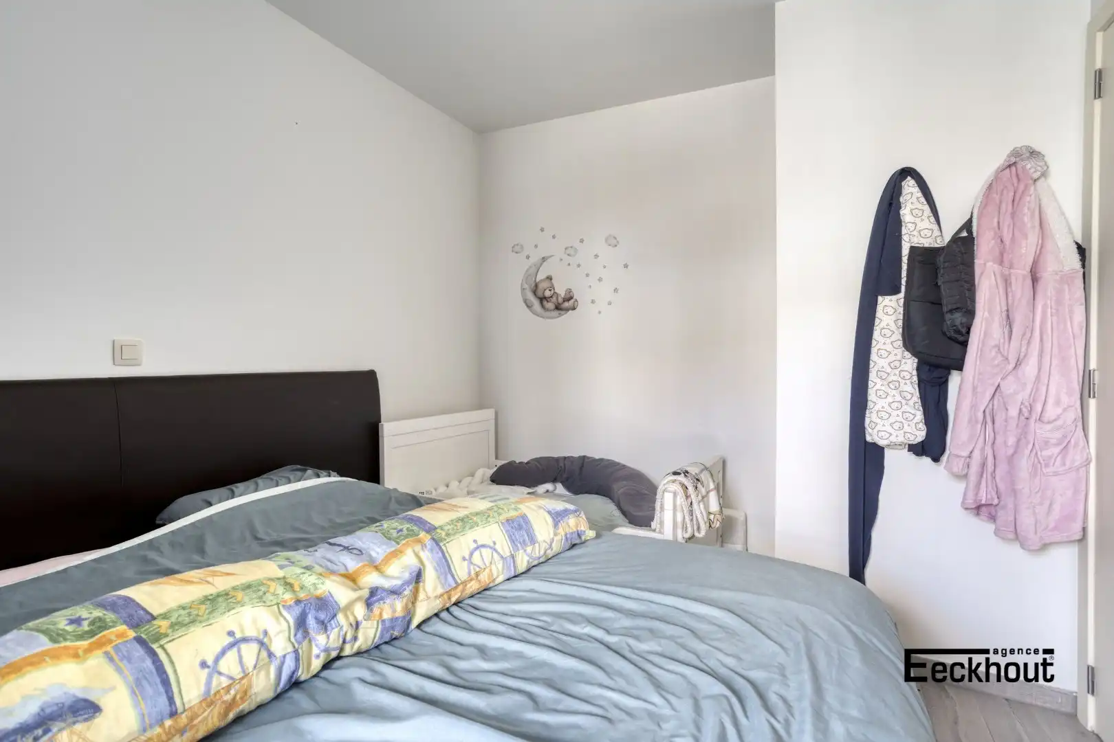 Recent 2-slaapkamerappartement met zonneterras en mooi zicht op de spuikom! foto 8