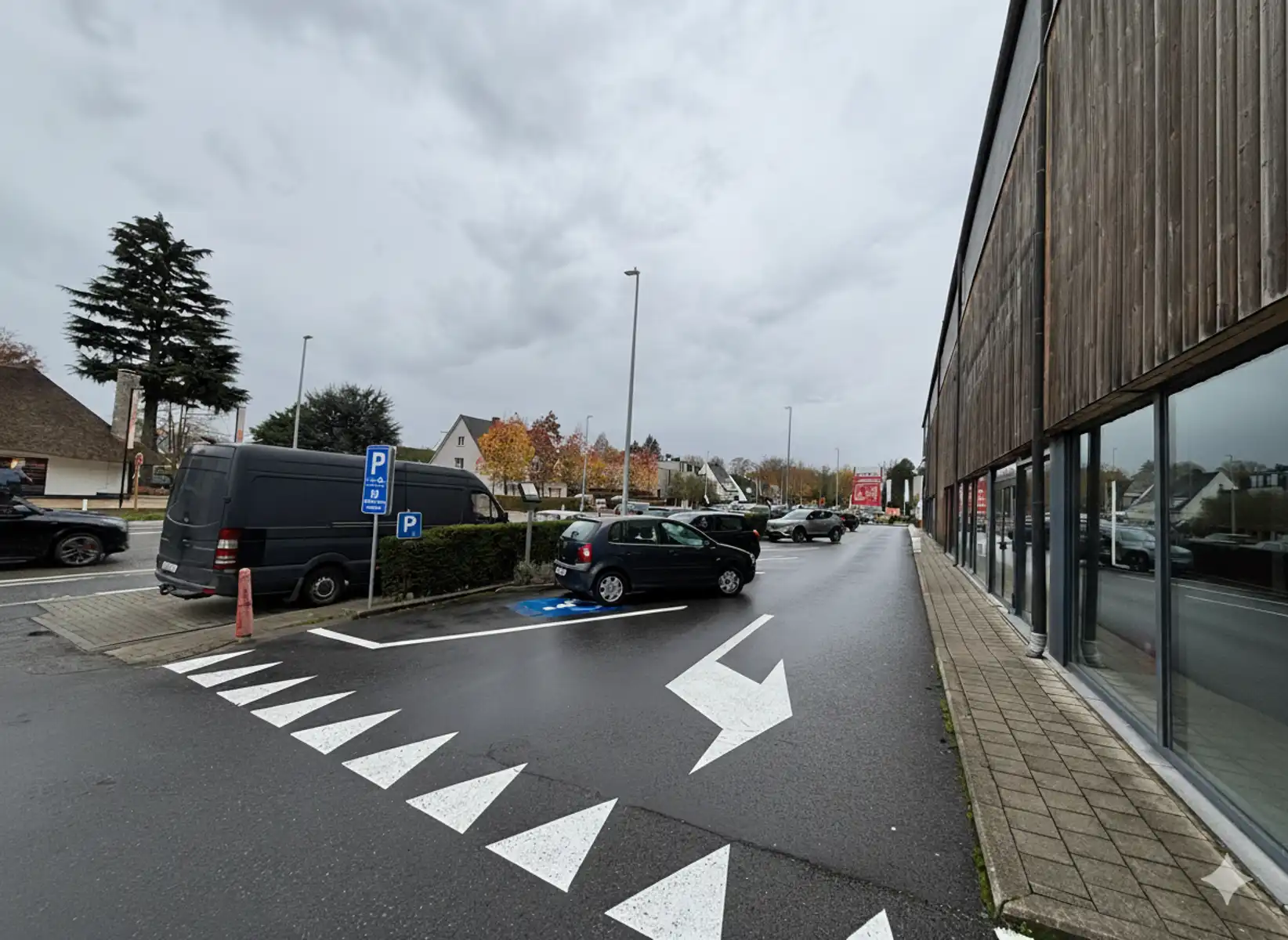 Winkelruimte +- 850 m² op toplocatie Kortrijksesteenweg foto 2