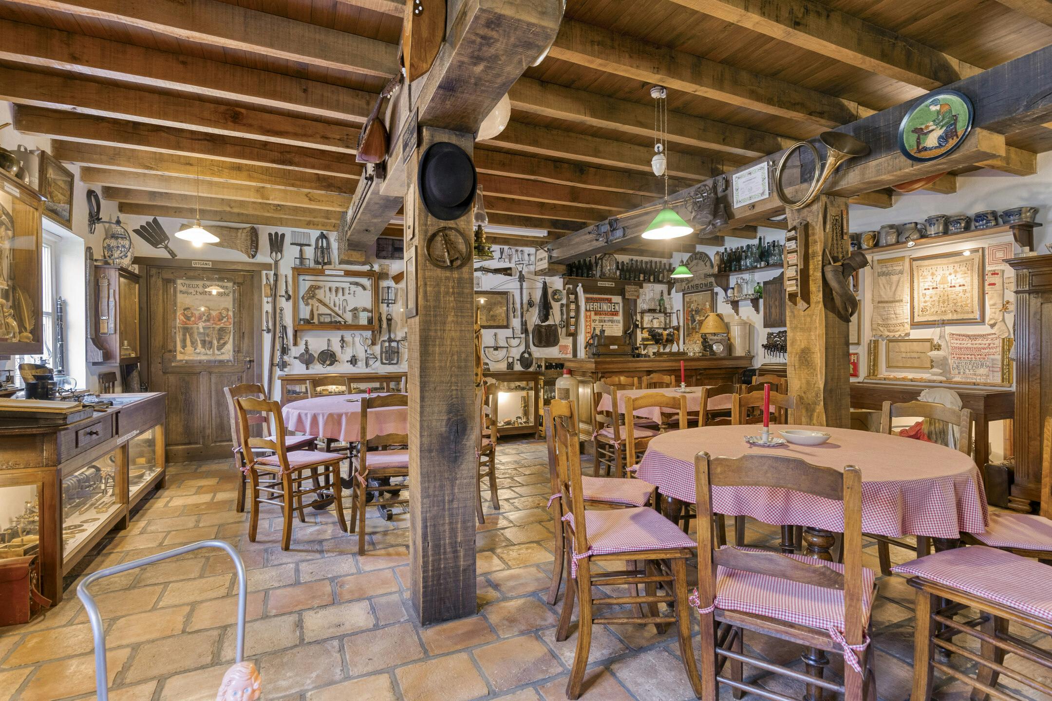 Charmante vrijstaande woning te koop te Kalmthout! foto 40