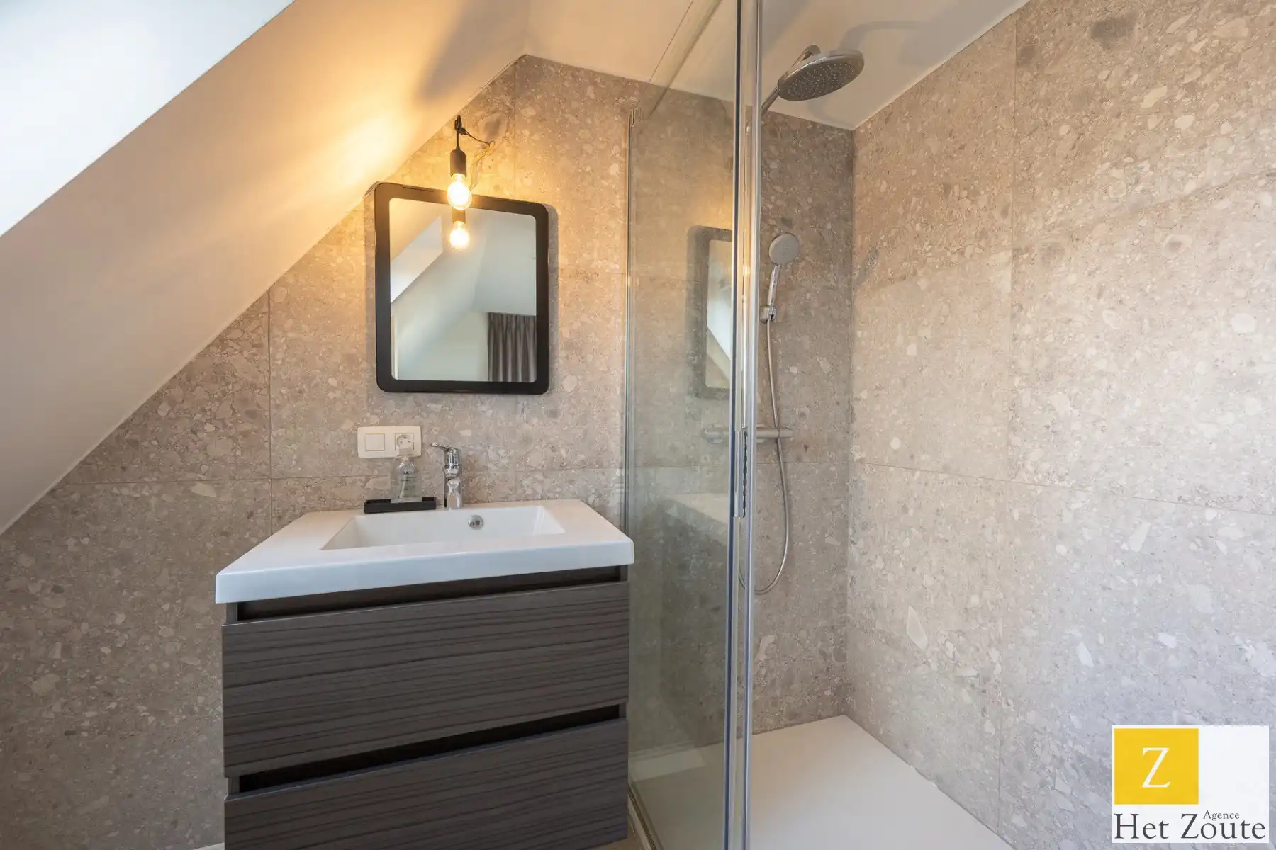 Twee ruime villa’s op één groot perceel (5.460 m²) te Knokke foto 35