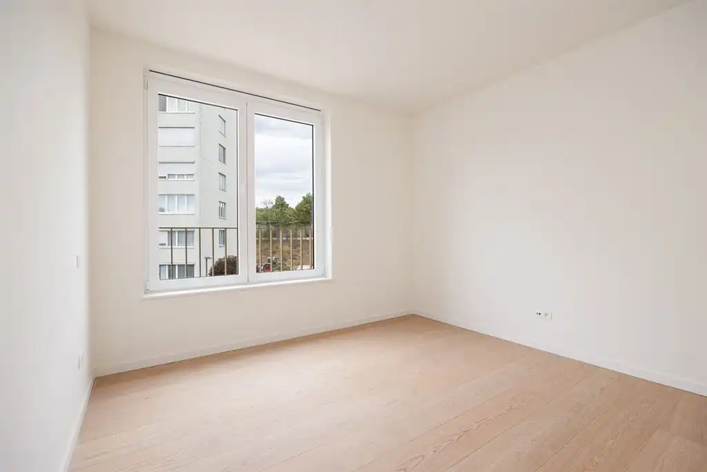 Ruim 3-slaapkamer appartement met luxe afwerking foto 14