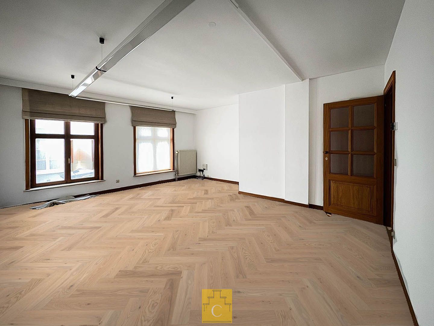 zeer goed onderhouden gelijkvloers appartement (108 m2) op toplocatie in de Moerstraat, met terrras 45 m2 en optionele aankoop kleine autostandplaats en/of grote garagebox foto 6