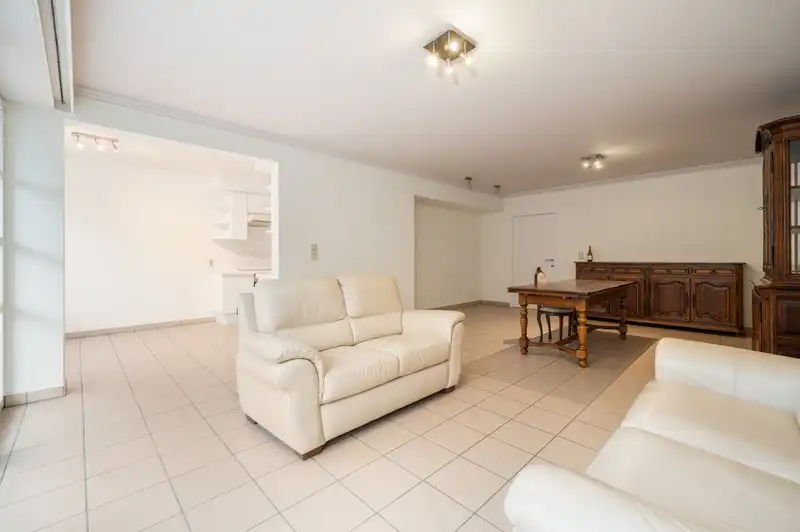 Roeselare- appartement met 3 slaapkamers foto 4