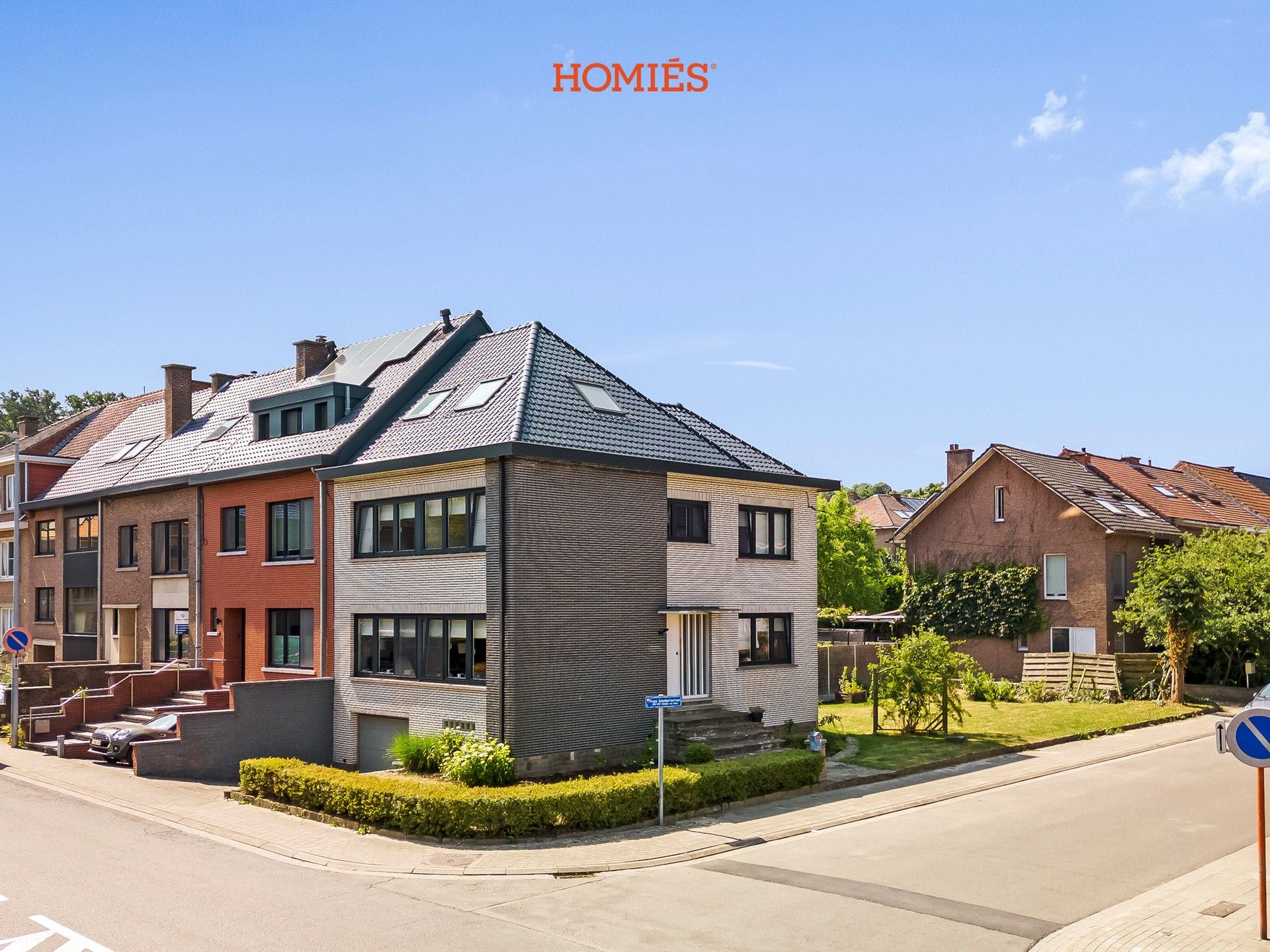 Hoofdfoto van de publicatie: Ruime halfopen woning met tuin in Kessel-Lo