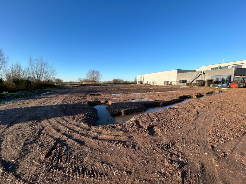 Nieuwbouw KMO units voorzien van kantoren, parkeergelegenheid - Sleidinge foto 5