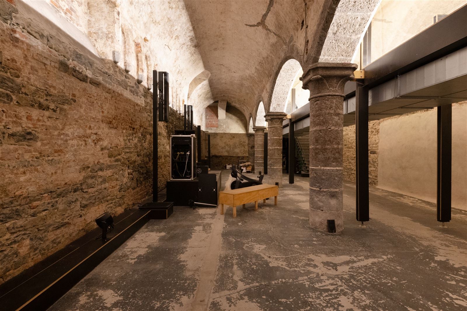 Authentieke handelsruimte van 400 m² in centrum Gent! foto 3