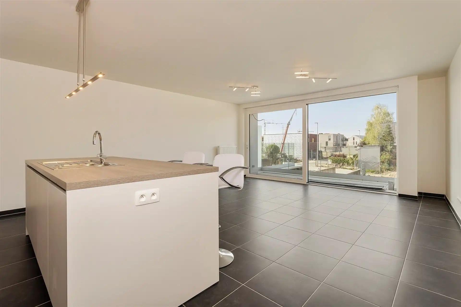 Appartement met 2 slaapkamers nabij centrum  foto 4