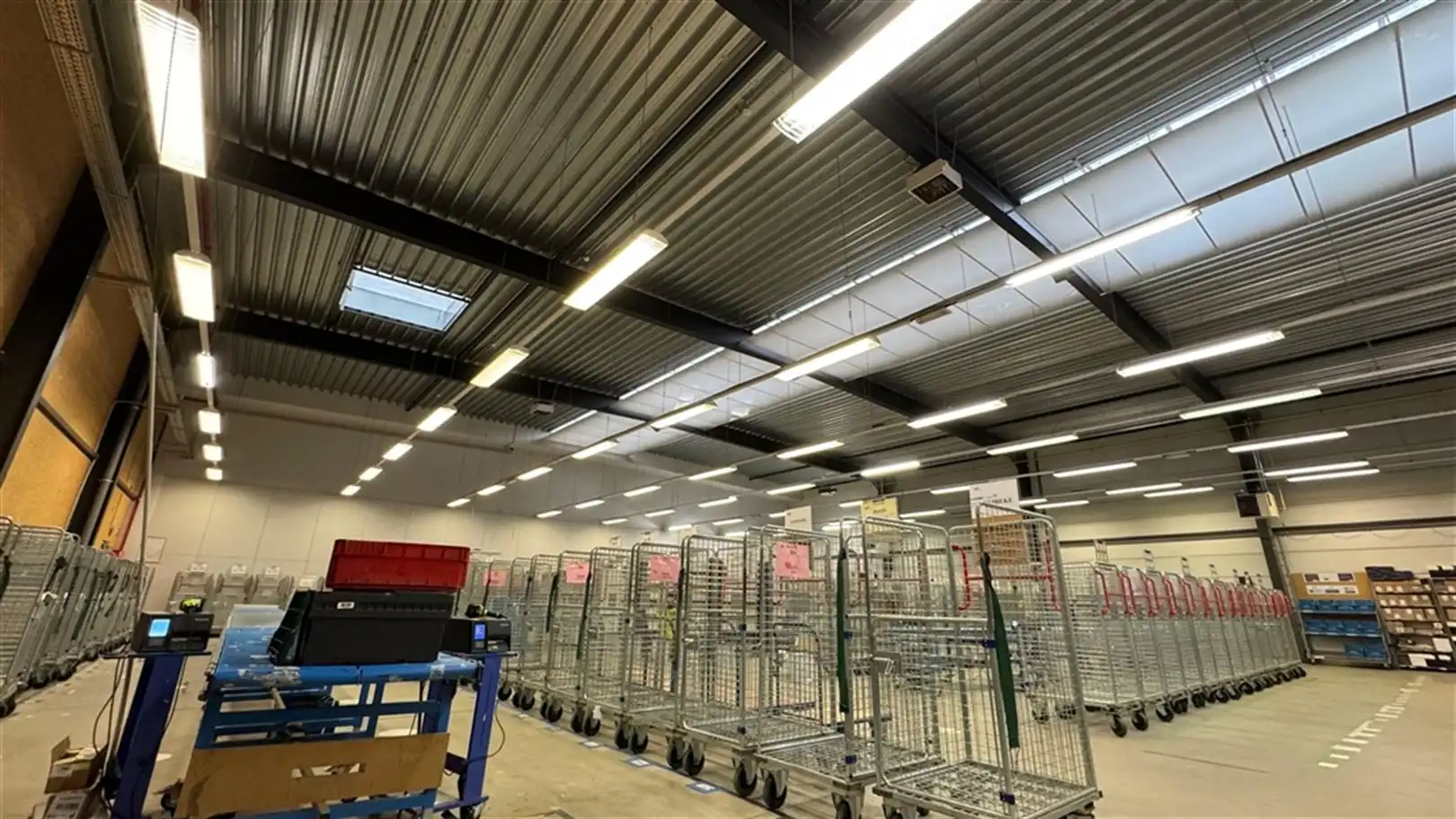 POLYVALENT BEDRIJFSGEBOUW foto 7