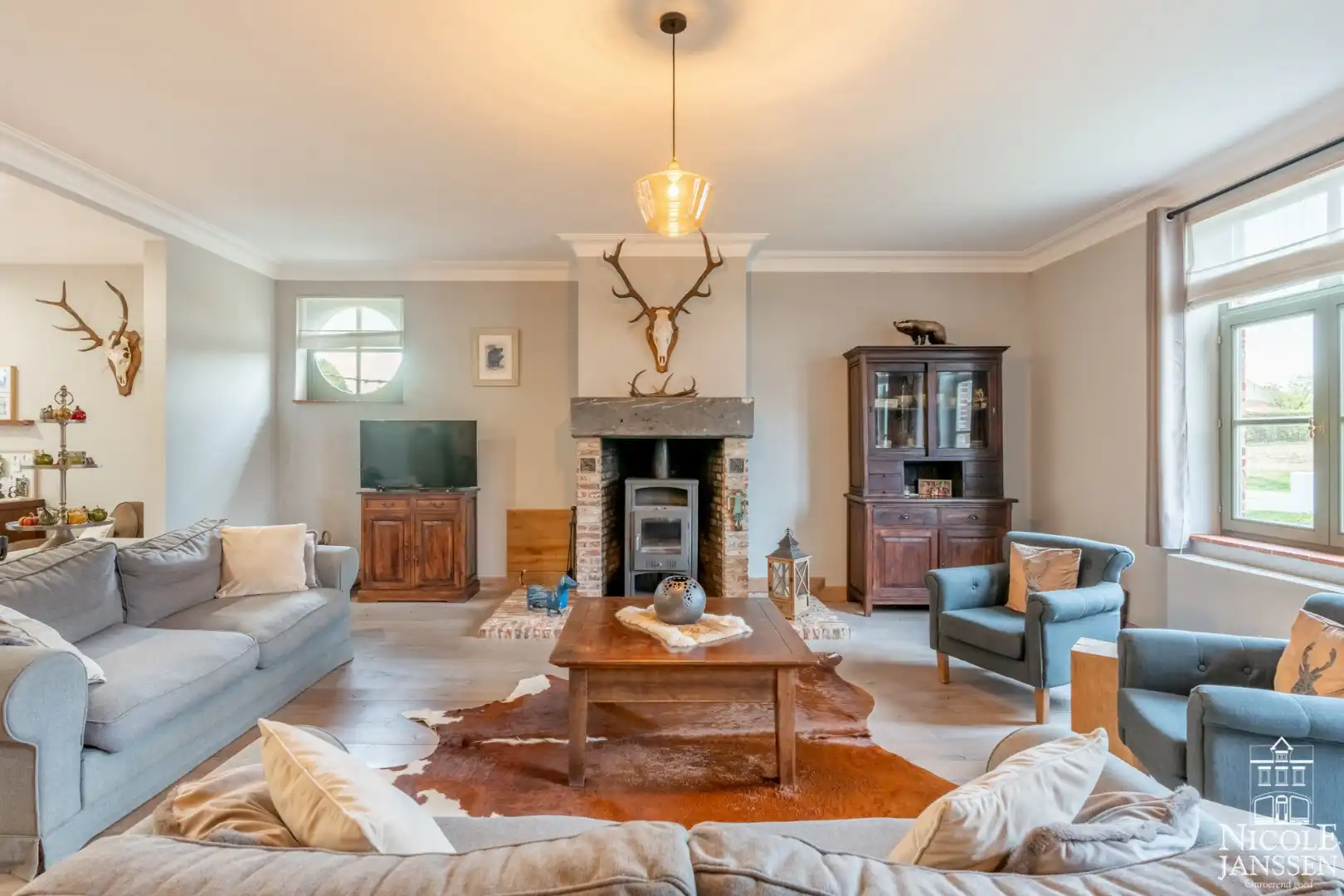 Luxueus landhuis met praktijkruimte in een rustige, groene omgeving foto 5