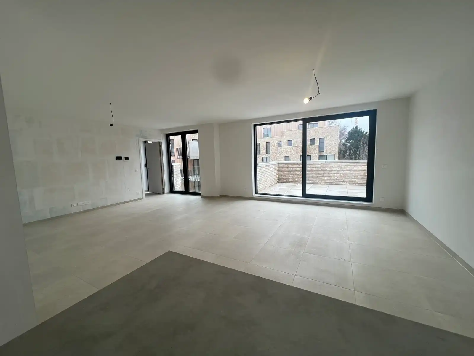 Nieuwbouw app (134m²) met 3 slpk, ZW-terras en parking foto 4