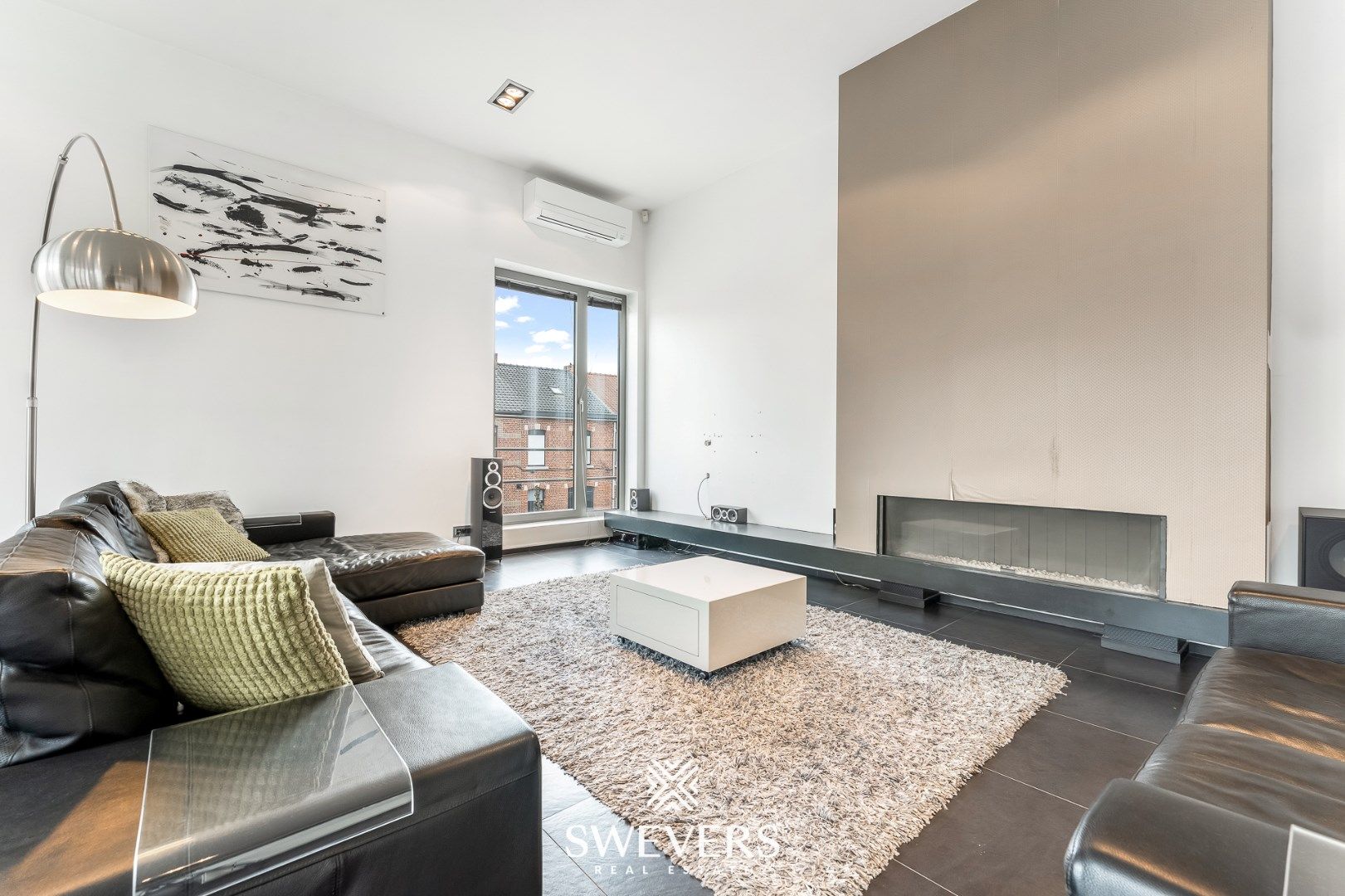 Ruime luxueuze loft met groot dakterras nabij Hasselt centrum ( 164 m2 ) foto 4