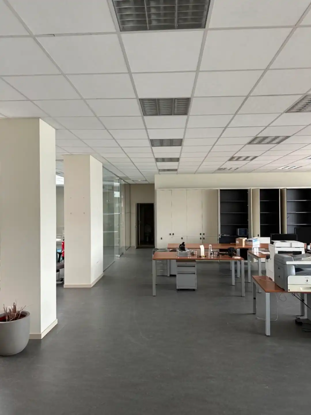 TE HUUR Kantoor foto 3