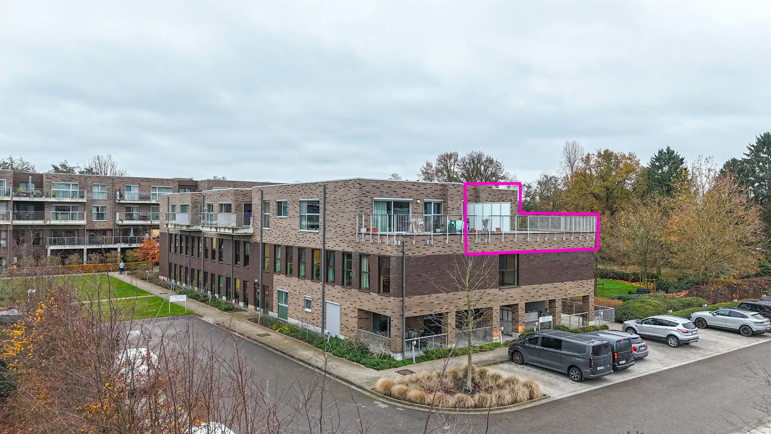 Stijlvol serviceflat met comfort, rust en zekerheid! foto 37