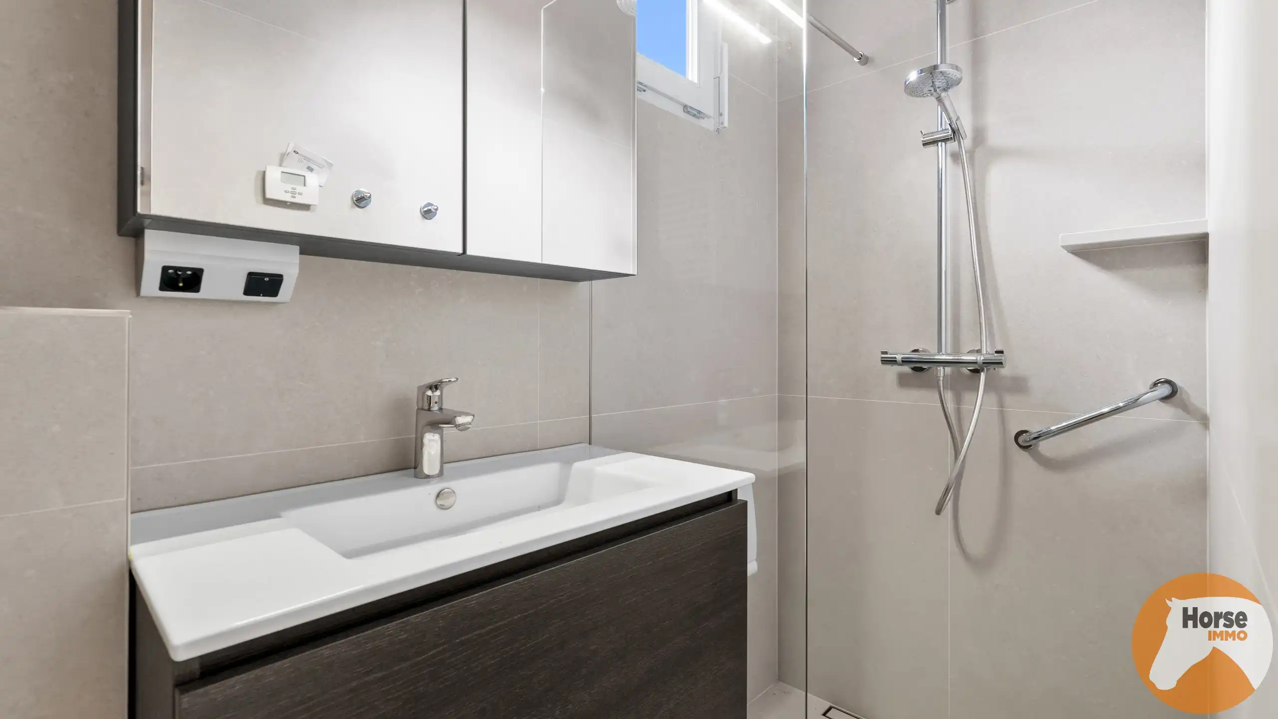 LOKEREN - Open bebouwing op een rustige locatie foto 7