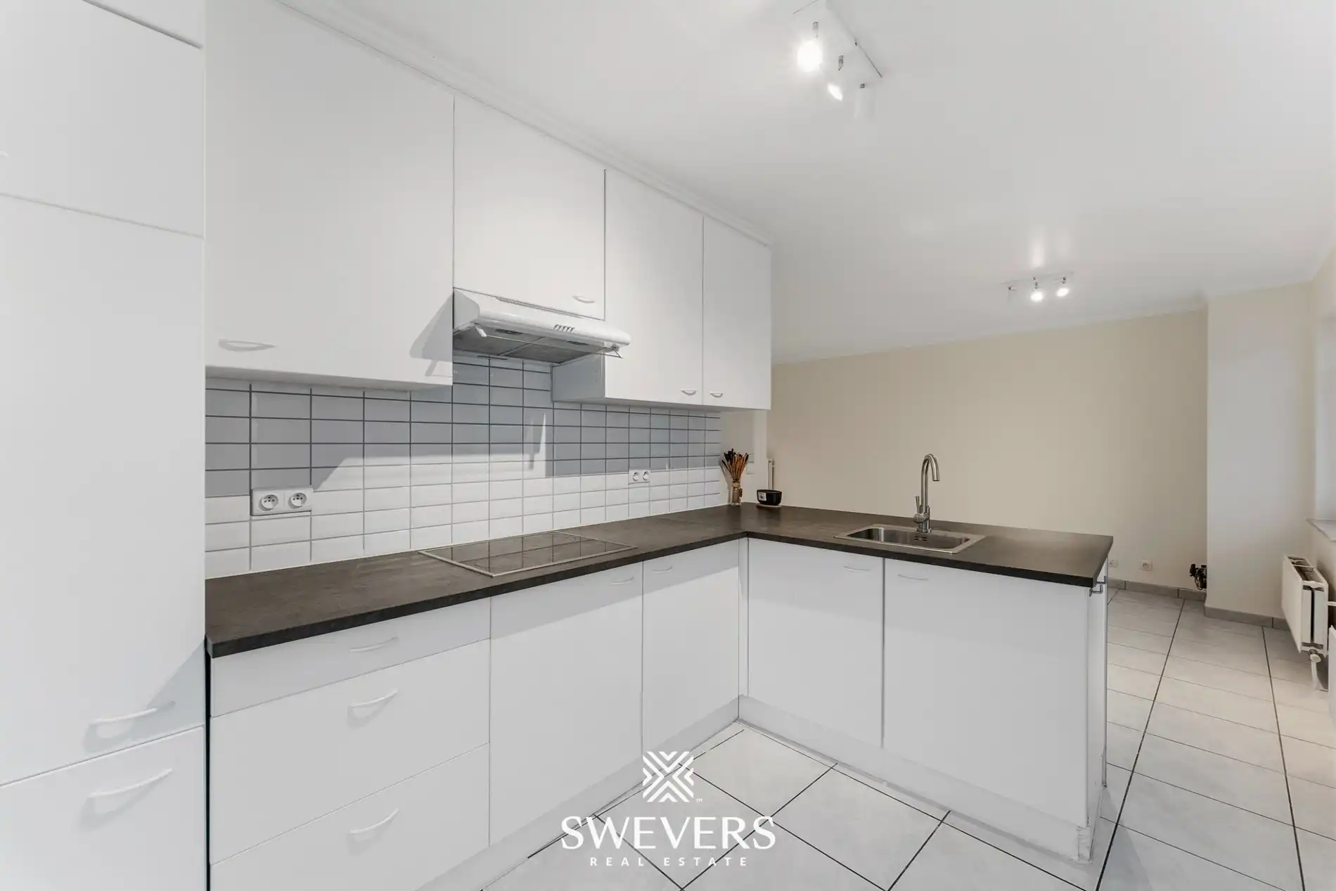 Ontdek dit instapklaar, energiezuinig en verrassend ruim gelijkvloers appartement in het charmante Zichem foto 10