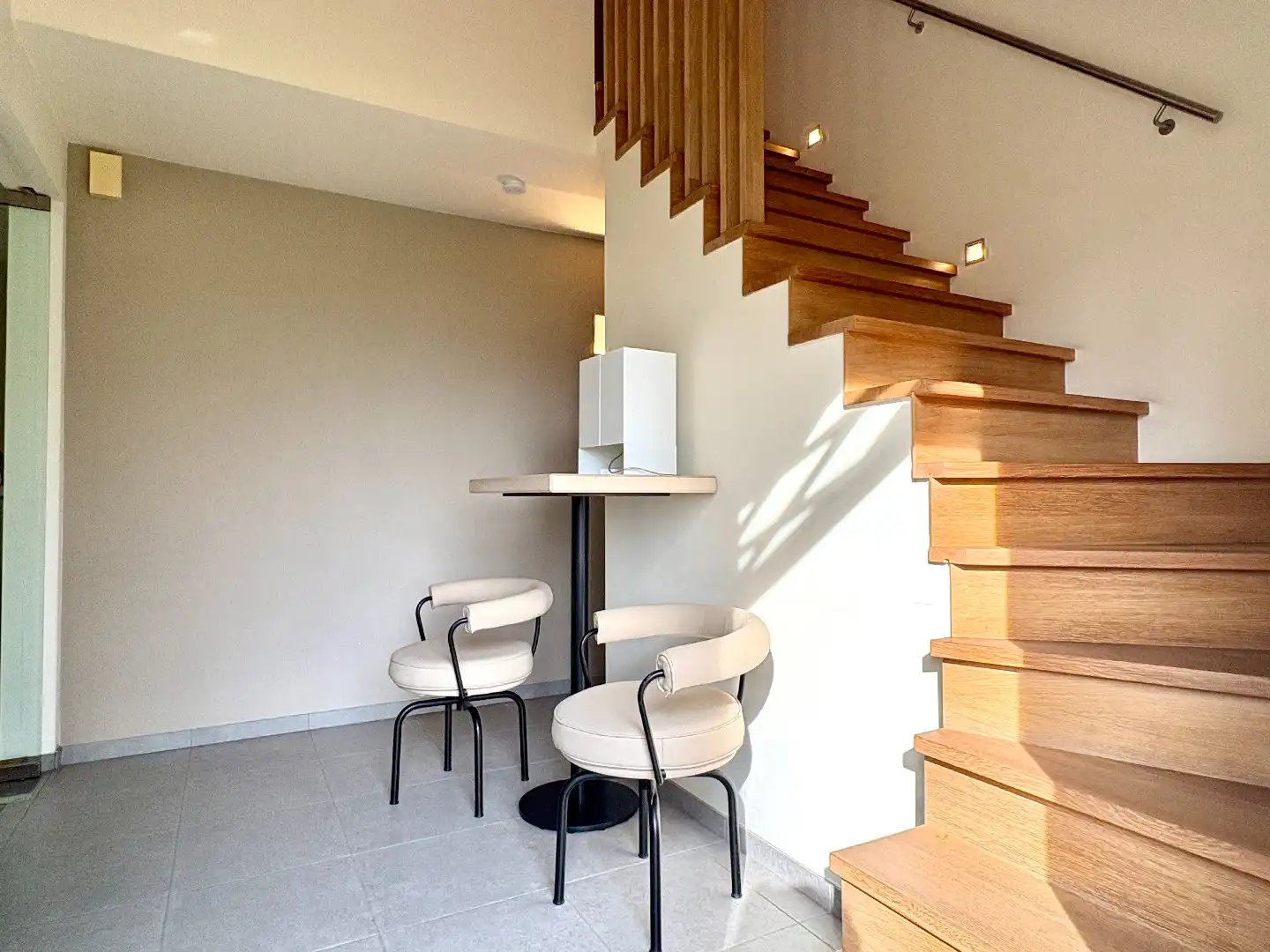 Idyllisch gelegen eigendom op 8.720 m² op de Poelberg te Tielt. foto 10