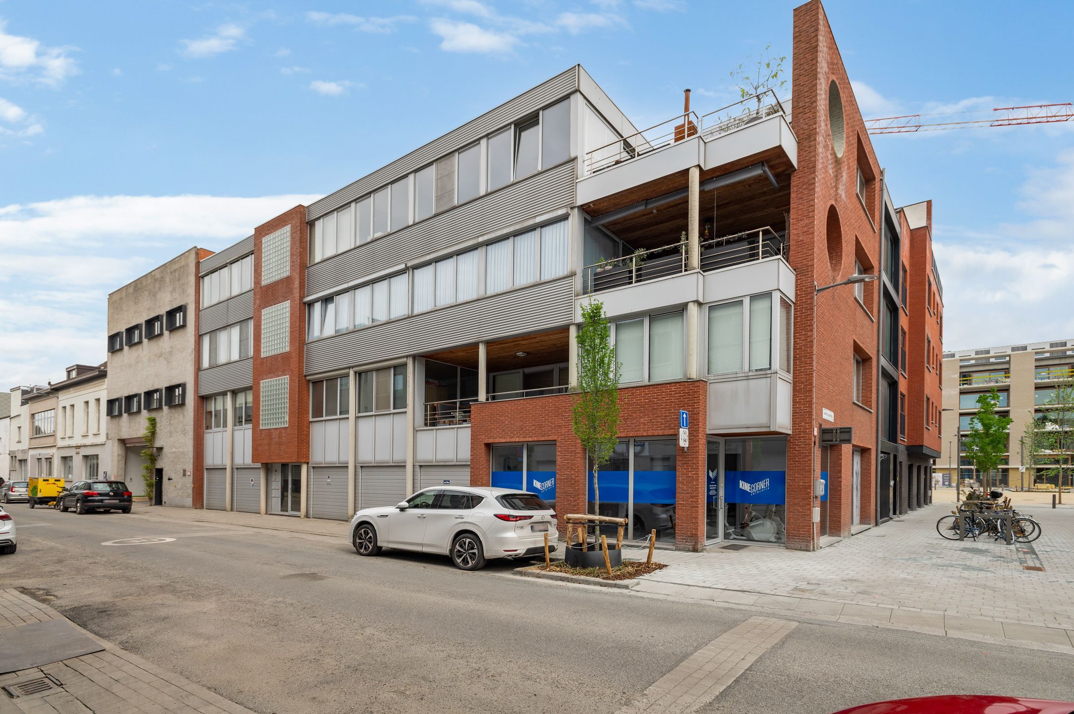 Hip éénslaapkamer appartement mét garage en kelderberging te huur! foto 14