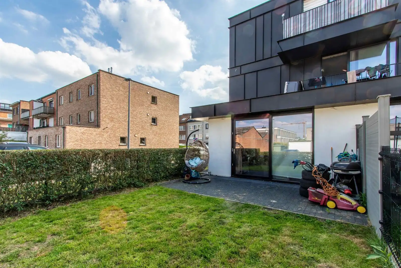 Appartement op de gelijkvloerse verdieping met 2 slaapkamers, terras & tuin en staanplaats  foto 8